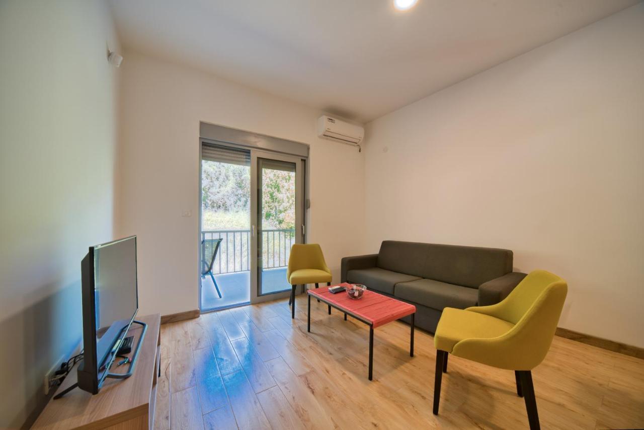 Apartment Trsteno Budva