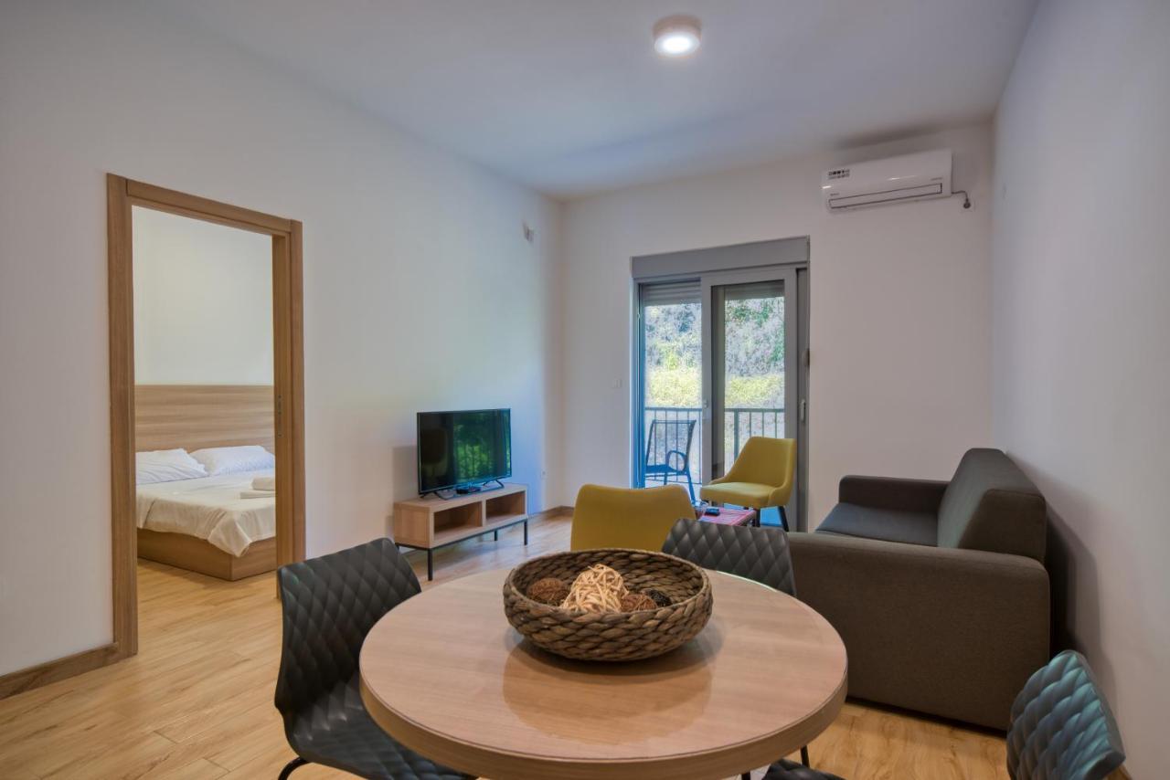 Apartment Trsteno Budva
